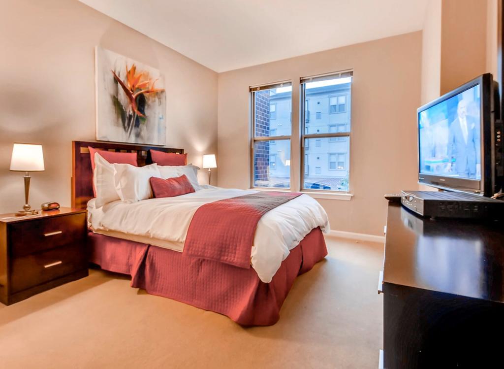 Bluebird Suites In Downtown Providence Exteriér fotografie